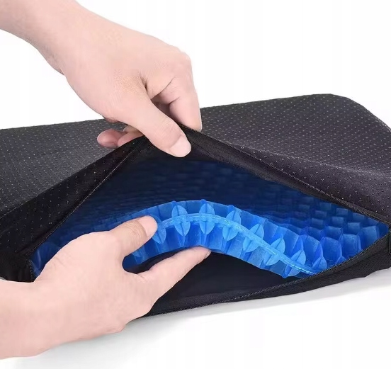 Gelový podsedák na židli s protiskluzovým obalem